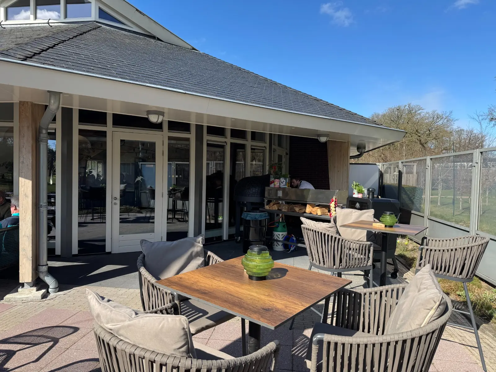 Terras van Birdy’s & Bites op Golfclub Lauswolt